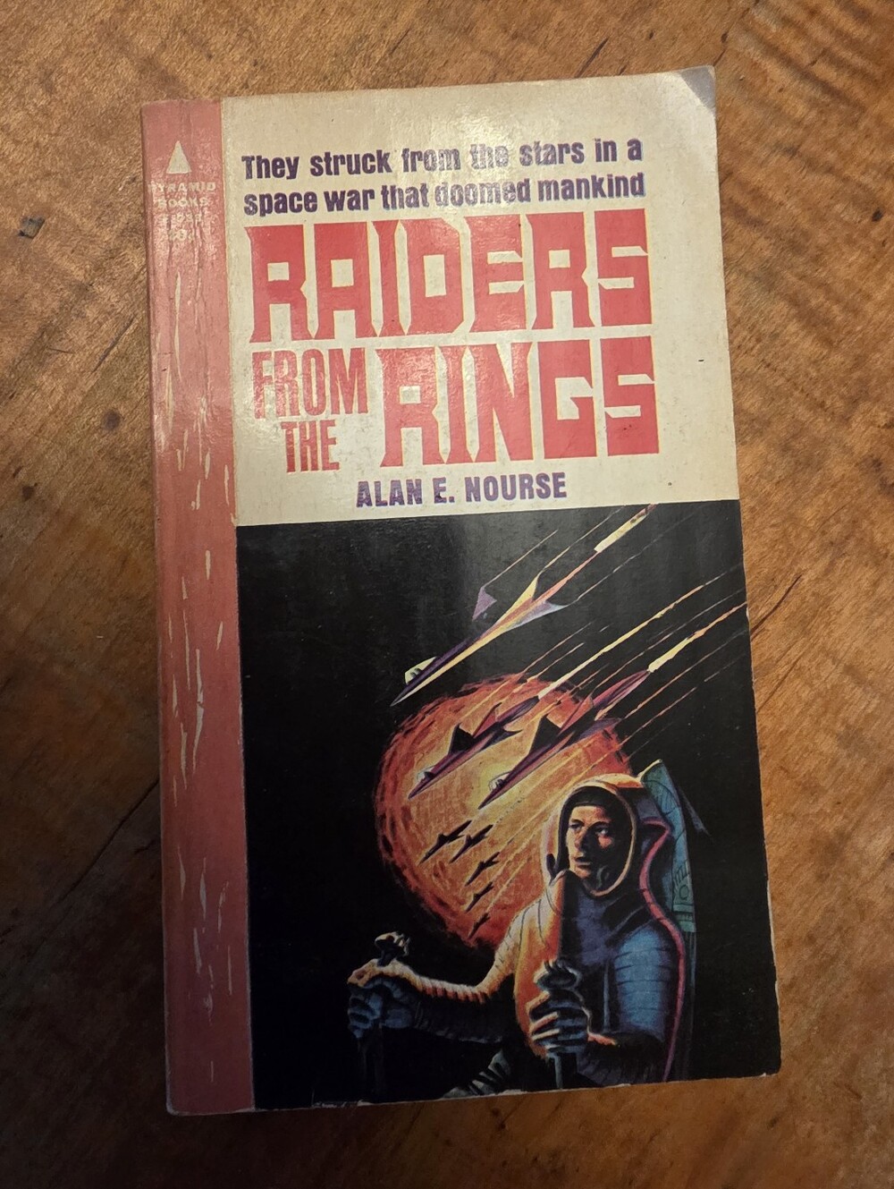 Raiders From the Rings, Alan E Nourse, Pyramid F933 paperback 2nd print 1965